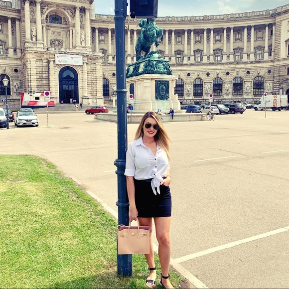 Nude Matte Jelly Waterproof Handbag - Picture 4 of 4